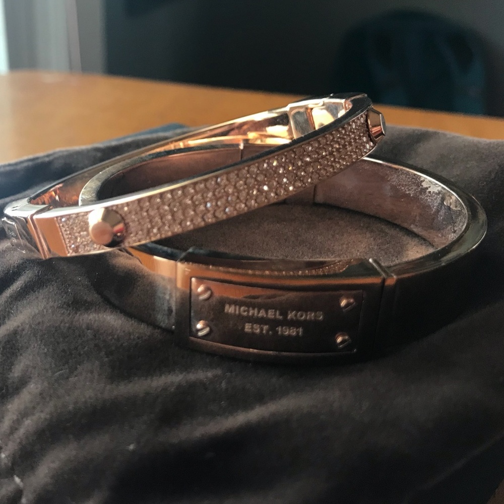 Michael Kors bracelets selling in a set